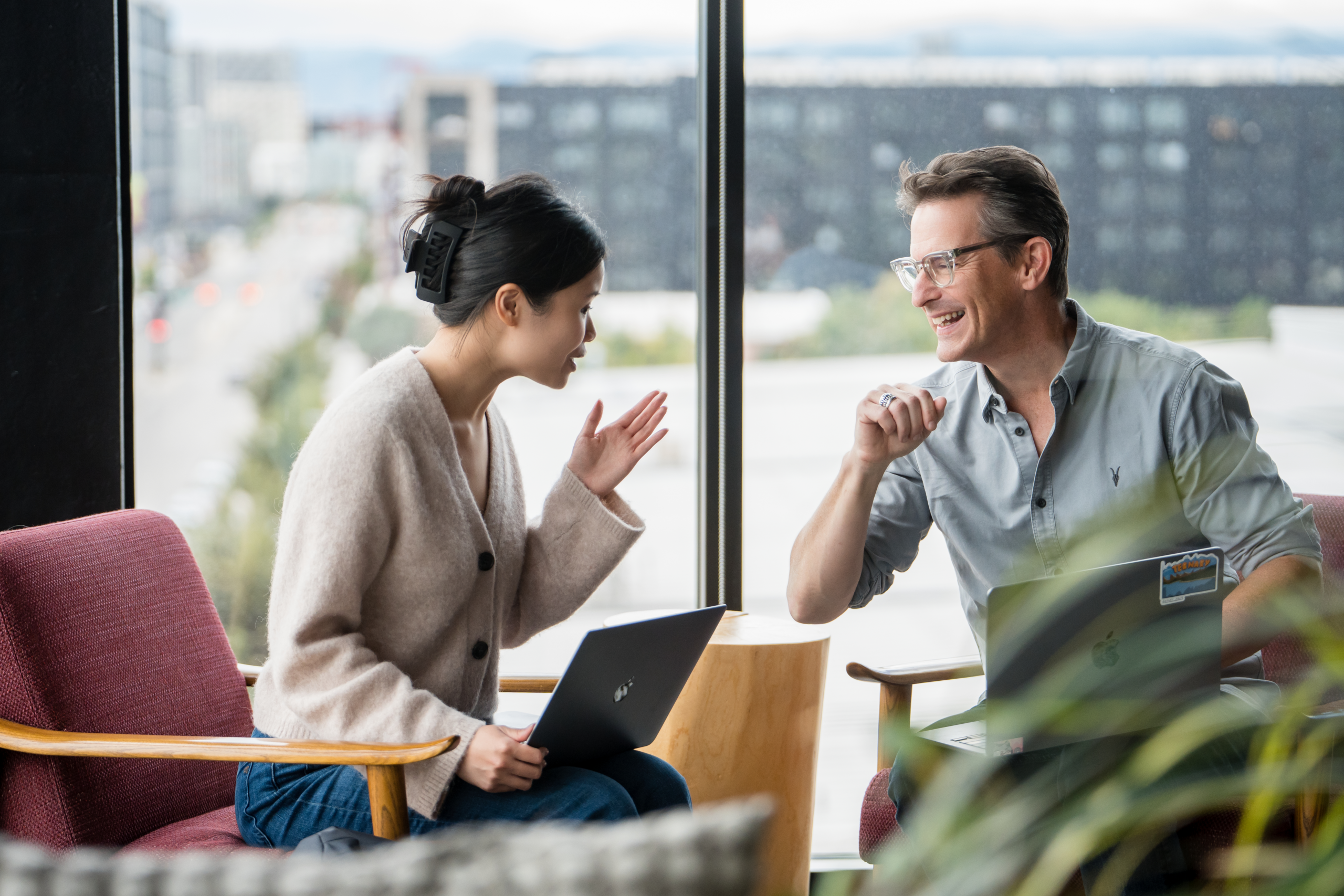 Two employees collaborating.